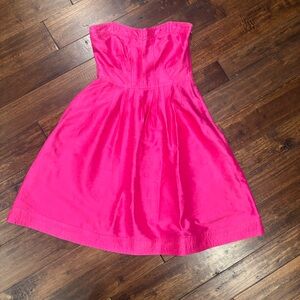 100% Silk Diane Von Furstenberg Strapless Dress, Size 4